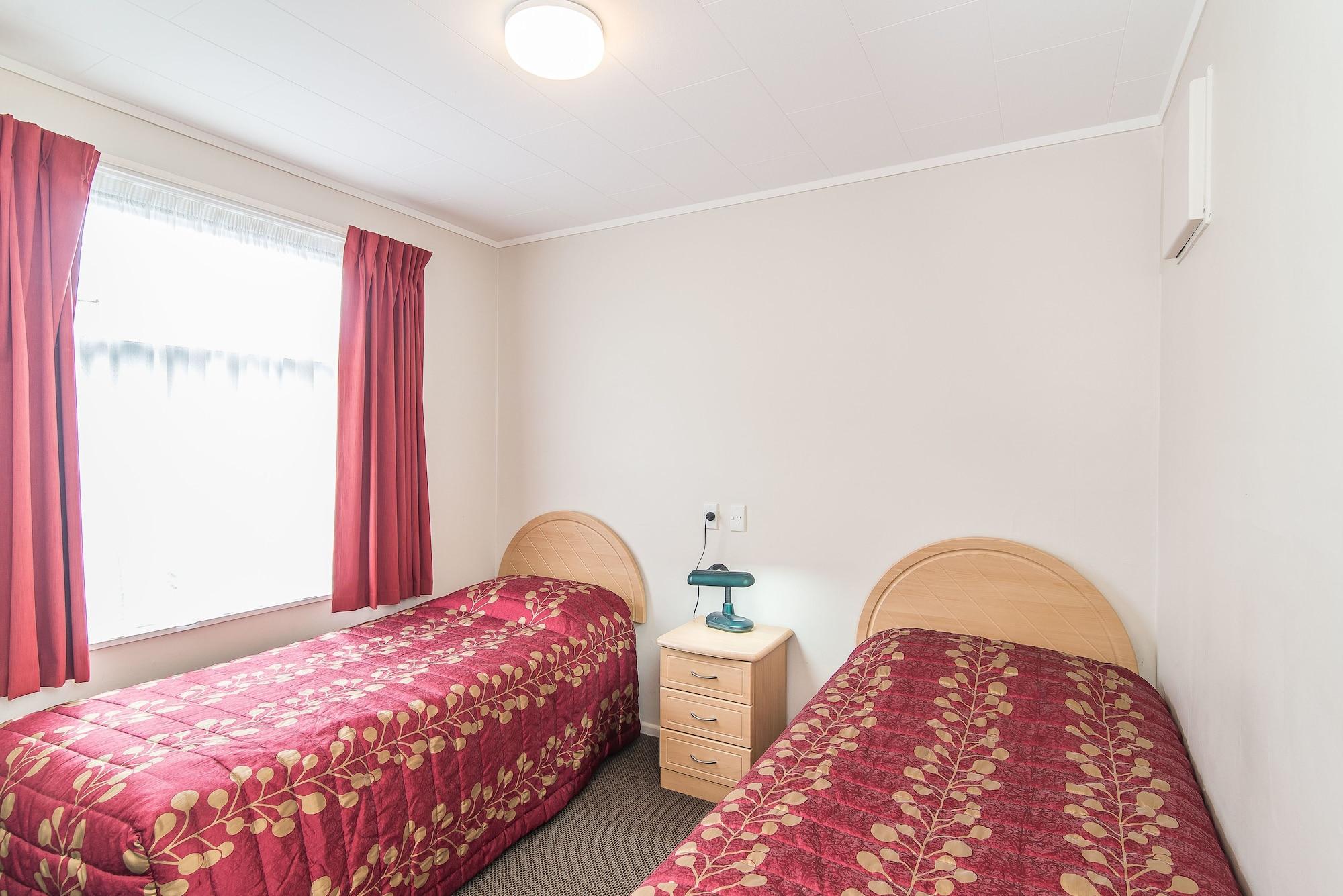 Dupont Motels Lower Hutt Eksteriør billede