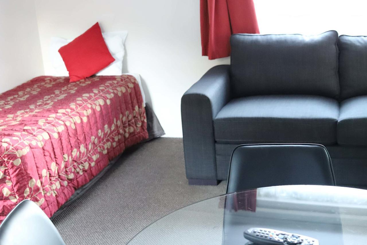Dupont Motels Lower Hutt Eksteriør billede
